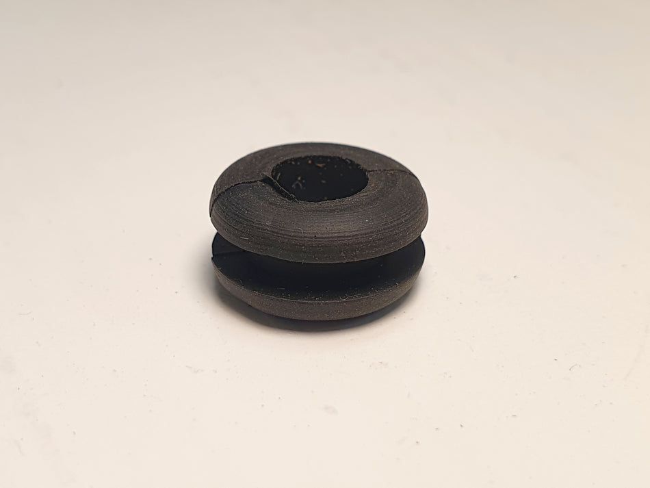 Genomföring tändkabel Pilot FM 50