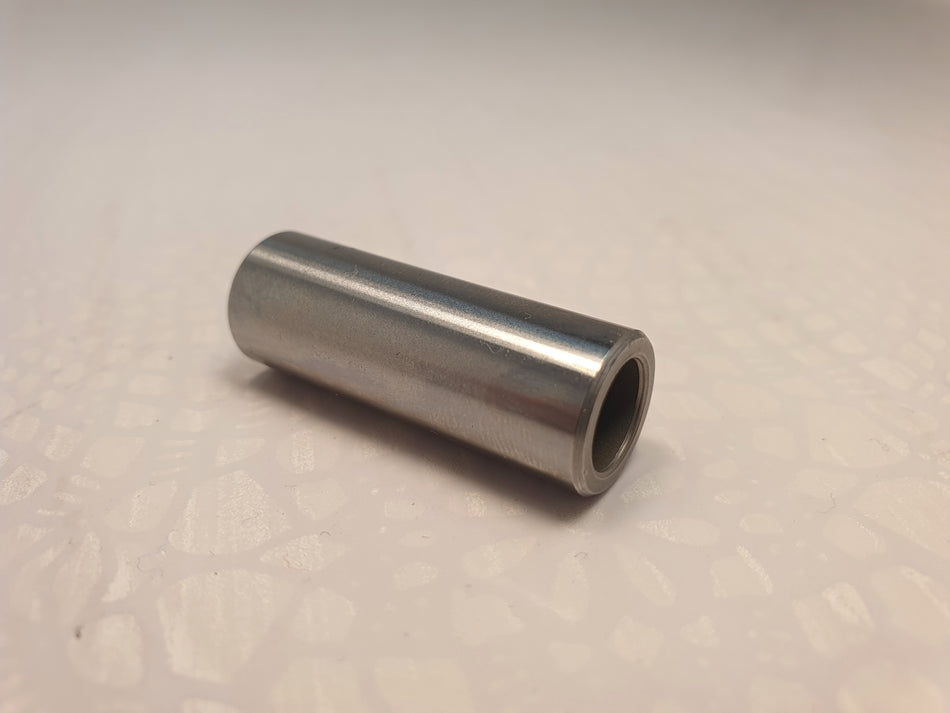 Kolvbult 12mm Pilot FM 504