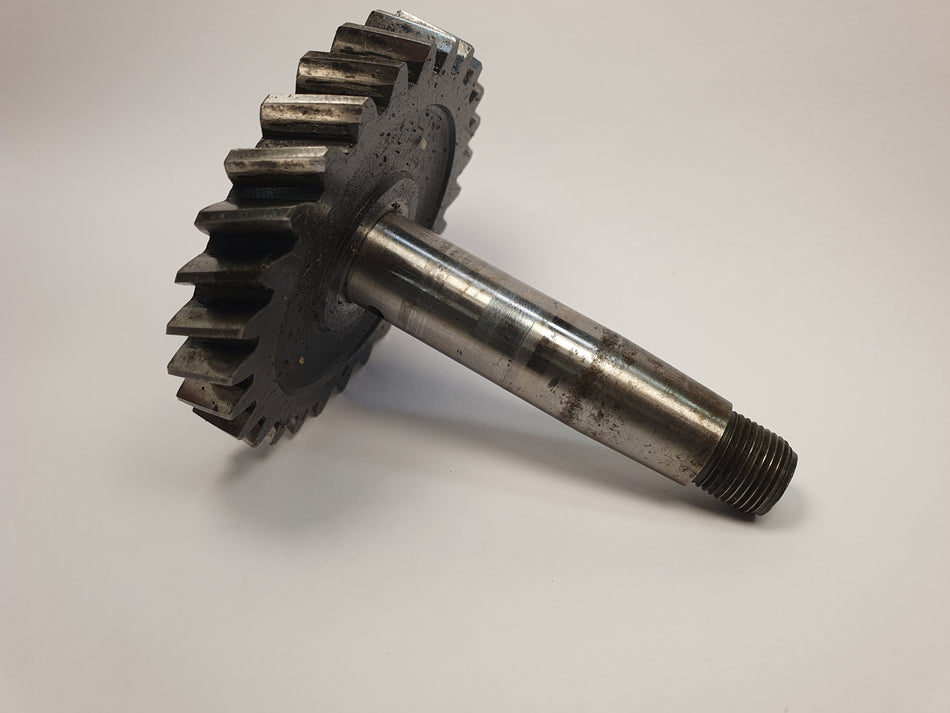 Drivaxel med kugghjul ILO F48