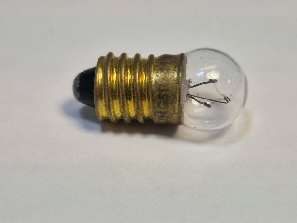 Glödlampa 6V 0,6W E10