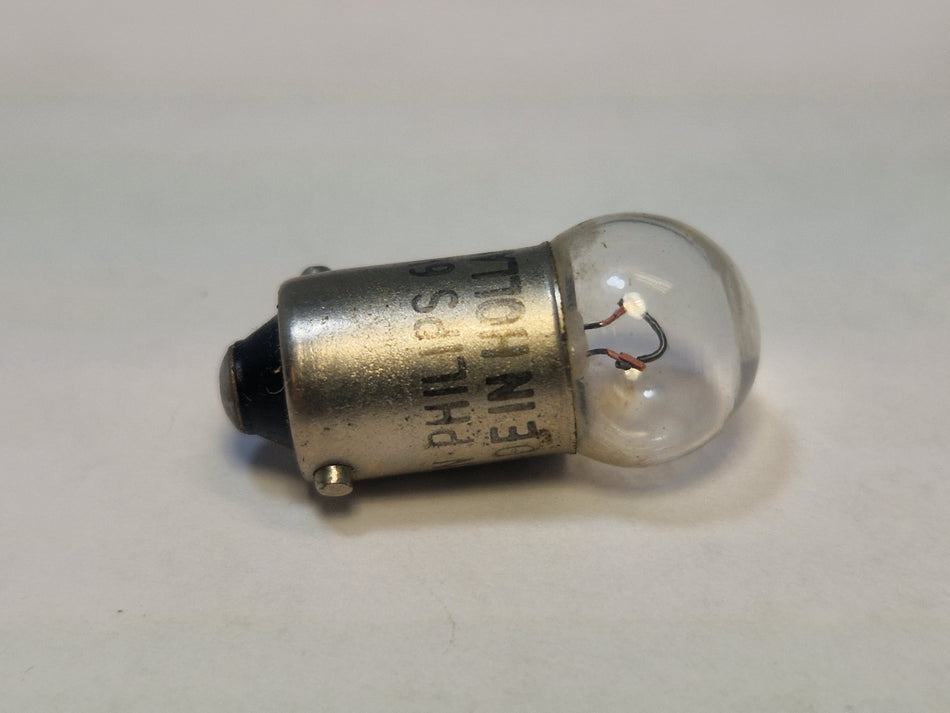 Glödlampa 6V 1,5W BA9S
