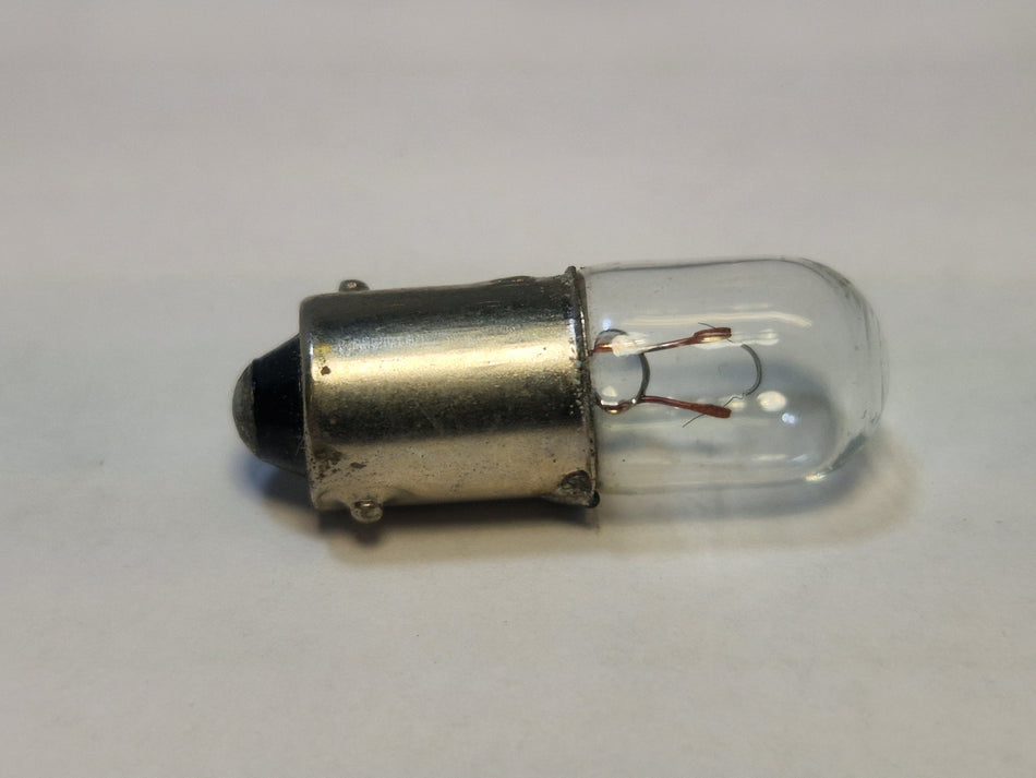 Glödlampa 6V 2W BA9S