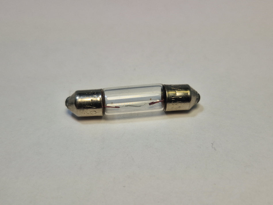 Glödlampa 6V 1,5W S6