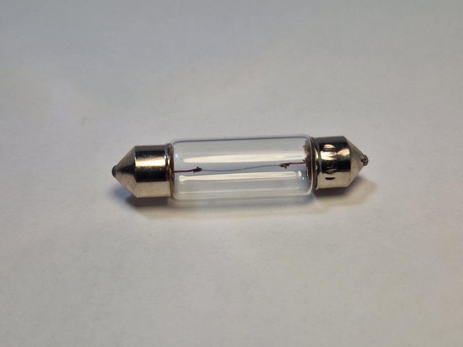 Glödlampa 6V 5W S8,5