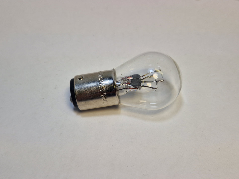 Glödlampa 6V 10/3W BA15D