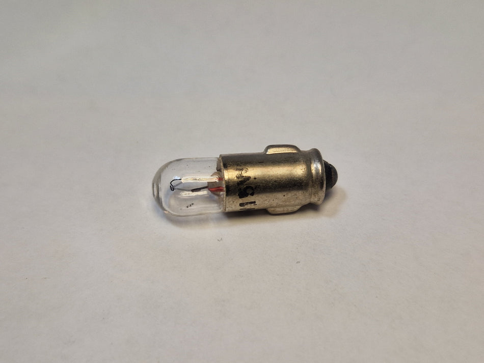 Glödlampa 12V 1,5W BA7S