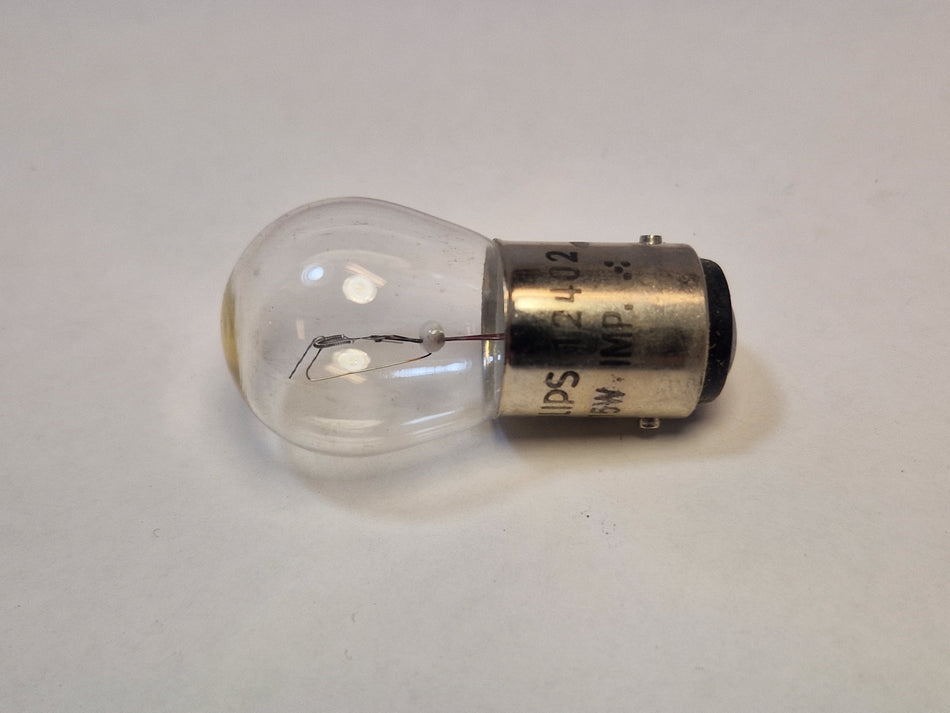 Glödlampa 12V 15W BA15D