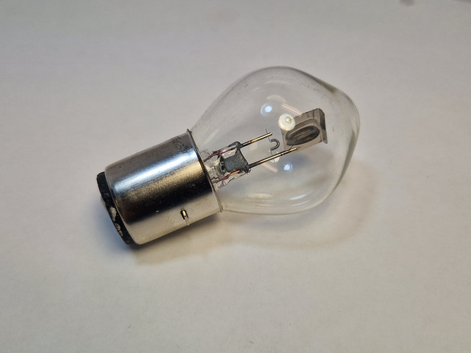 Glödlampa 12V 15/15W BA20D