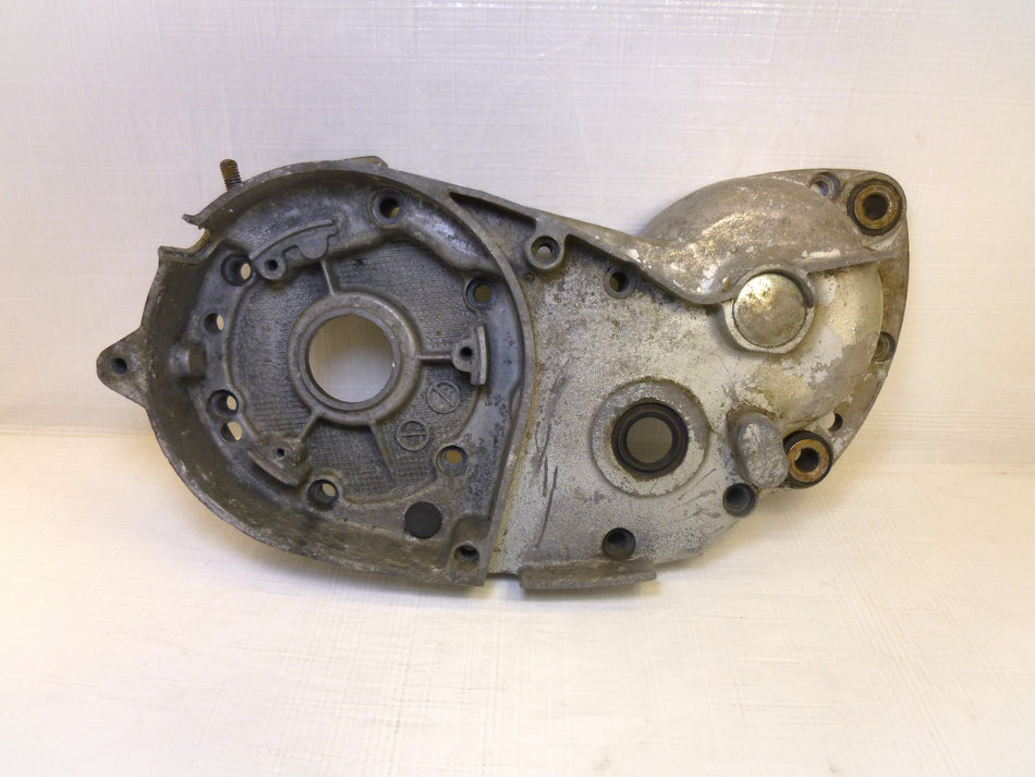 Vänster motorblock för elstart , äldre version Saxonette