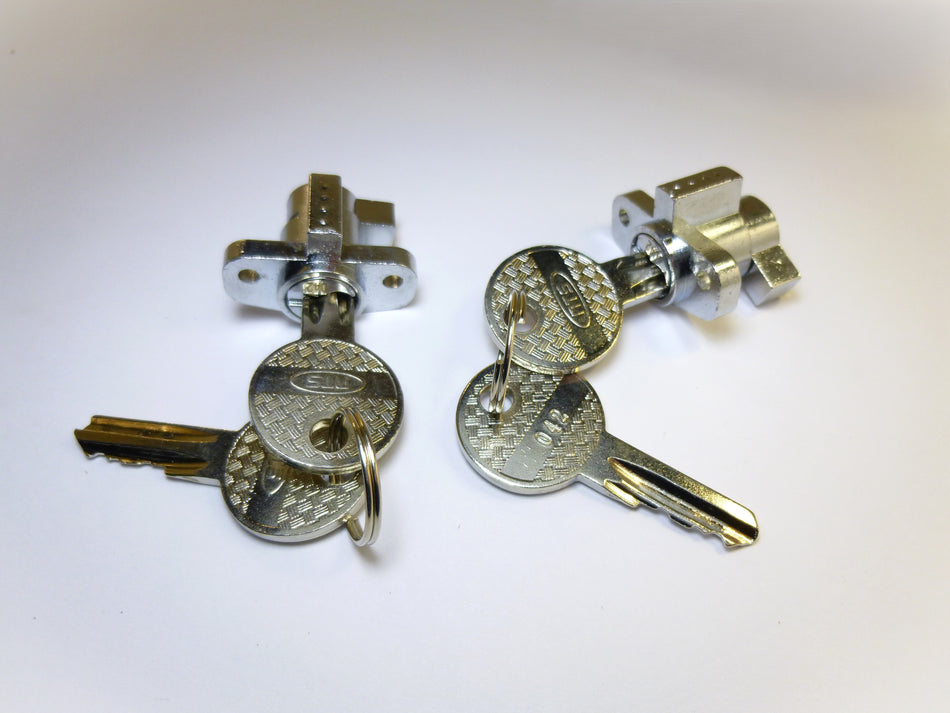 Låssats verktygslucka Puch