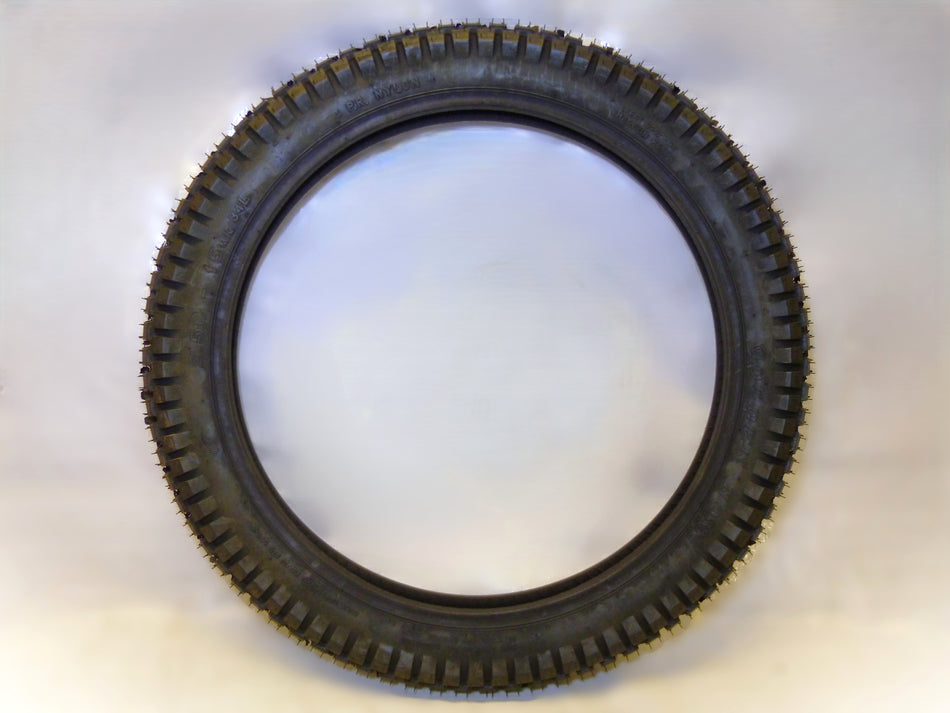Däck 2.50-15"